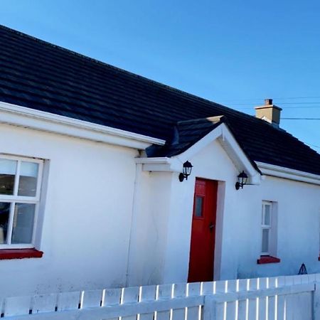 Be'S Cottage Malin Head Exterior foto